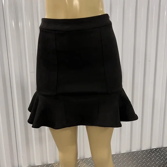 NWT $79 a loves a Ruffle Hem Faux Suede Skirt - Picture 4 of 7